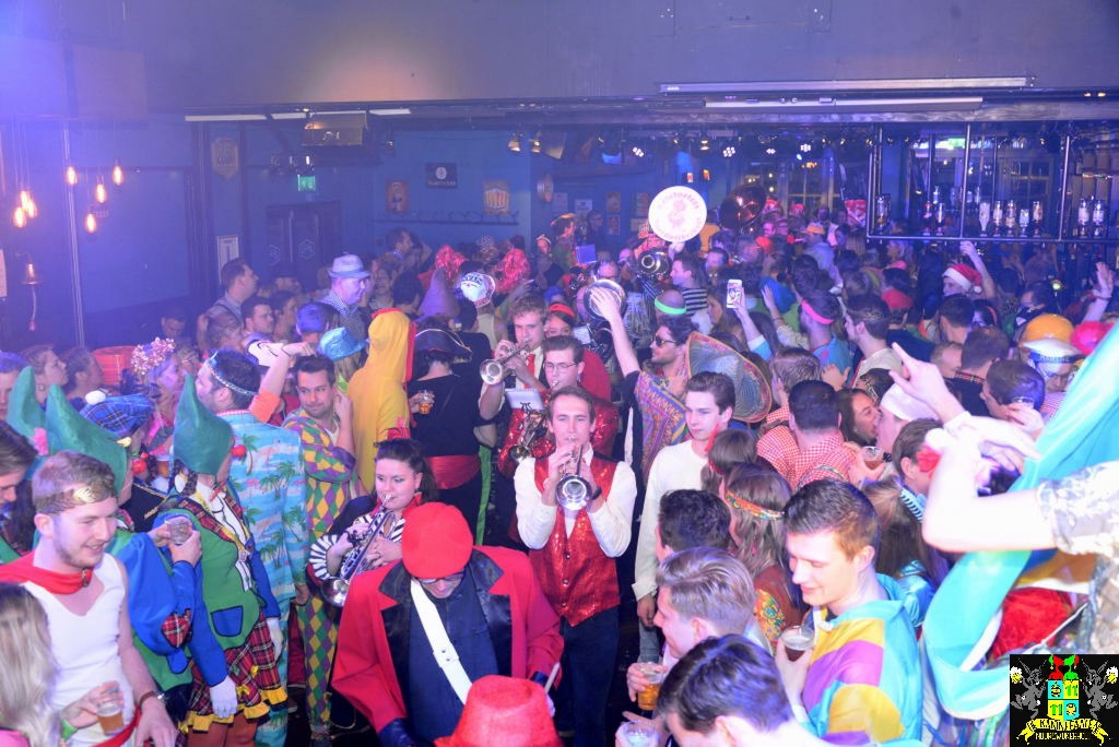 ../Images/Carnavals vrijdagavond in VdG 020.jpg